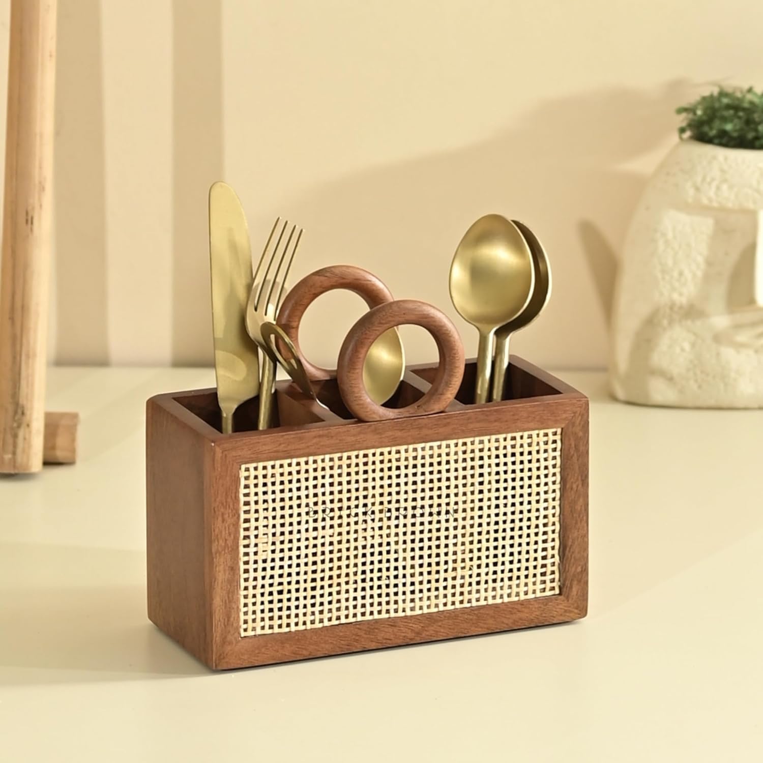 Wooden knife holder